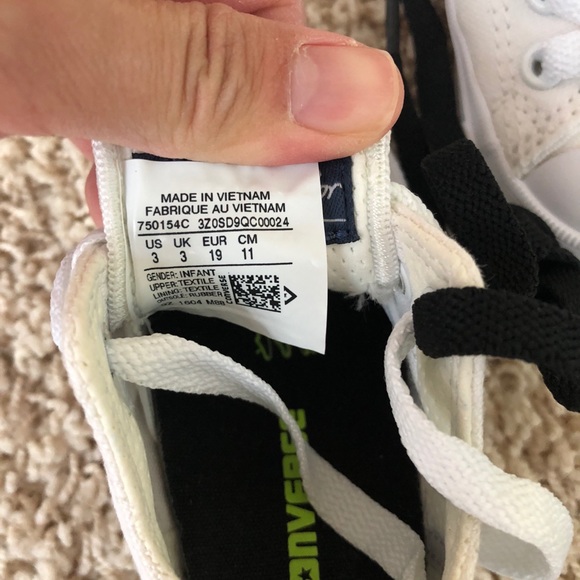 Converse all stars shoes baby size US 3 - Picture 5 of 6